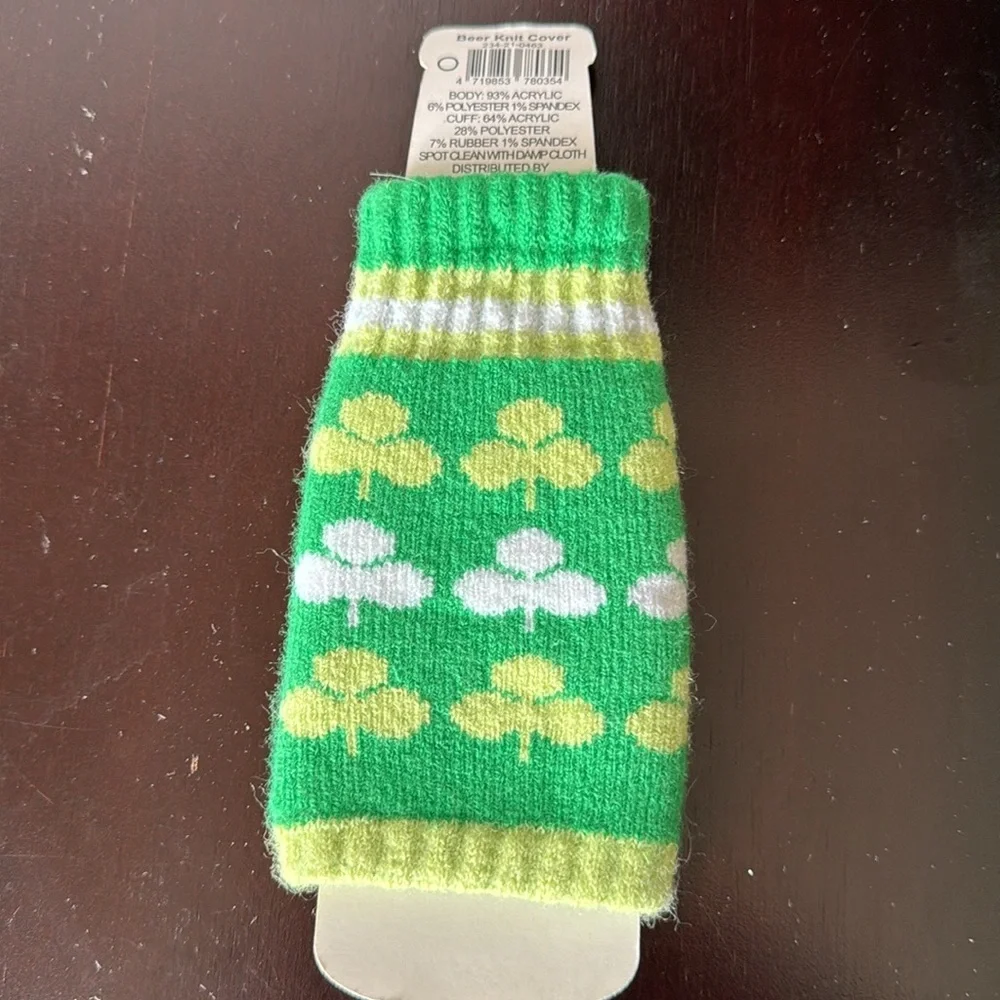 Drink Knit Cover to Celebrate St Patrick’s Day